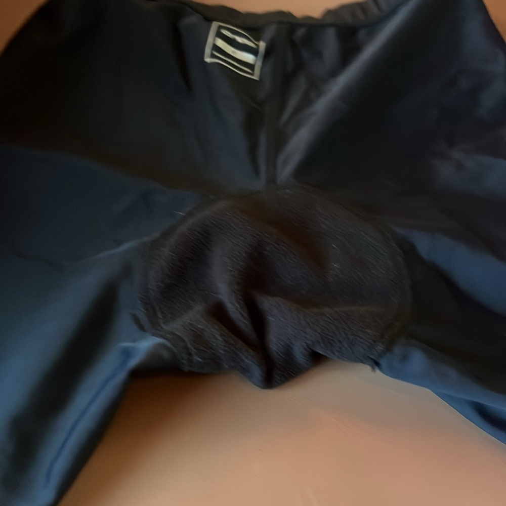 Orca Bike/Triathlete shorts - Picture 7 of 10